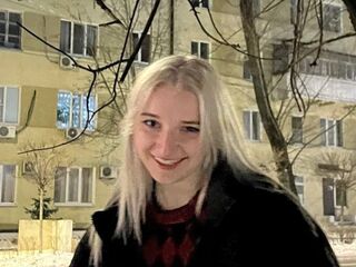 SunnivaBridgewat's Blonde live cam girls Profile Image